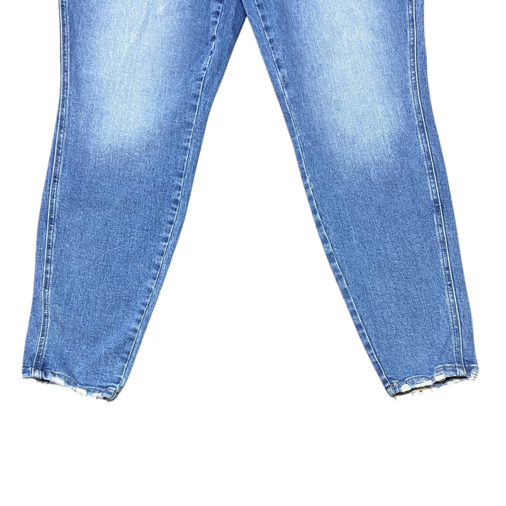Maurices M Jeans Mid Rise Jegging Button Fly Raw Hem Minimalist Streetwear 20W - Picture 9 of 11